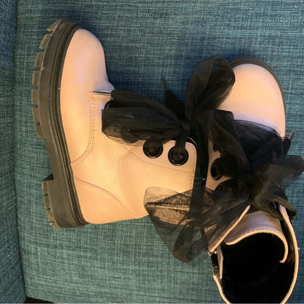 Kids Pink Lace-Up Boots